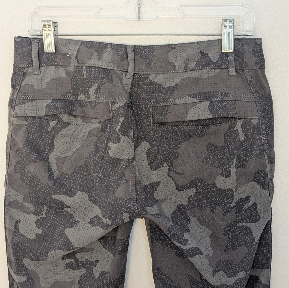 Prana Women's Camouflage Camo Cargo Ankle Jogger Pants Size 6 Gray EUC - Picture 7 of 11